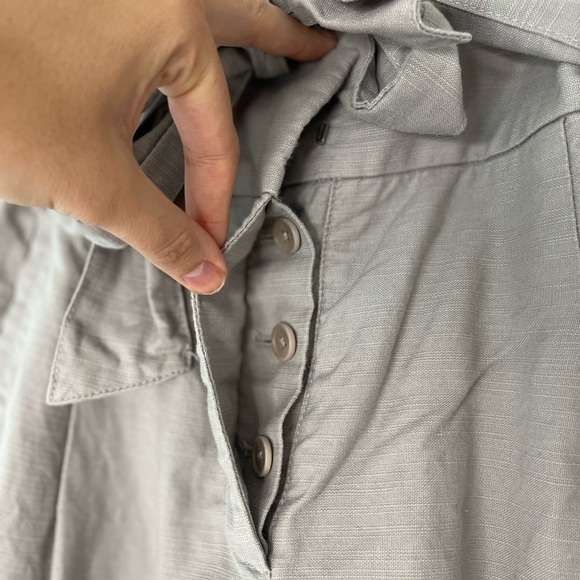 ARITZIA Wilfred Paper Bag Tie High Waisted Shorts - Picture 5 of 9